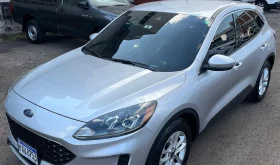 FORD ESCAPE SE 2020 SILVER METALICO