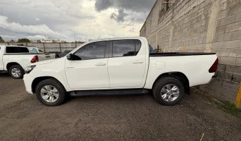 TOYOTA HILUX 2020 MECANICO DISEL SUPER BLANCO 4×2 lleno
