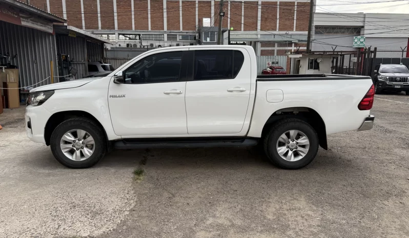 TOYOTA HILUX 2020 MECANICO DISEL SUPER BLANCO lleno