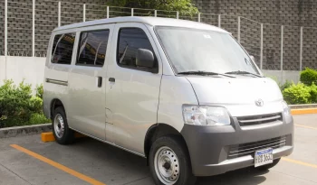TOYOTA AUTOBUS LITEACE 2023 GASOLINA lleno