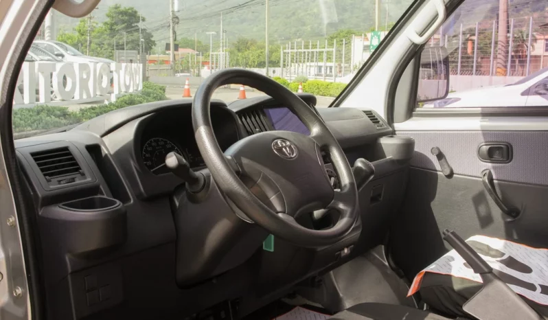 TOYOTA AUTOBUS LITEACE 2023 GASOLINA lleno