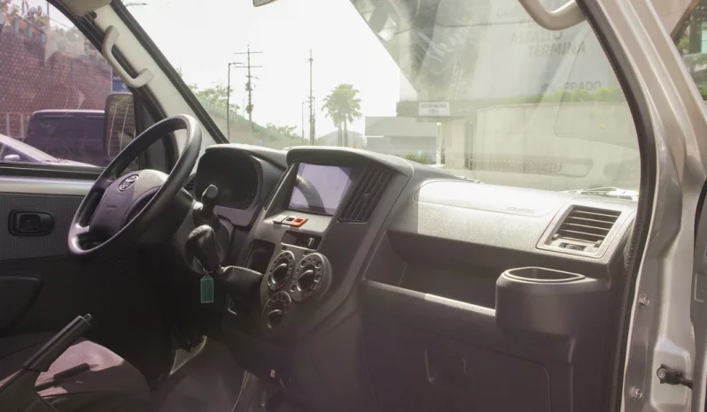 TOYOTA AUTOBUS LITEACE 2023 GASOLINA lleno