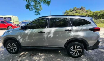 TOYOTA RUSH 2020 4×2 SILVER MICA METALICO lleno