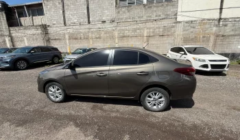 TOYOTA YARIS 2018 GASOLINA lleno