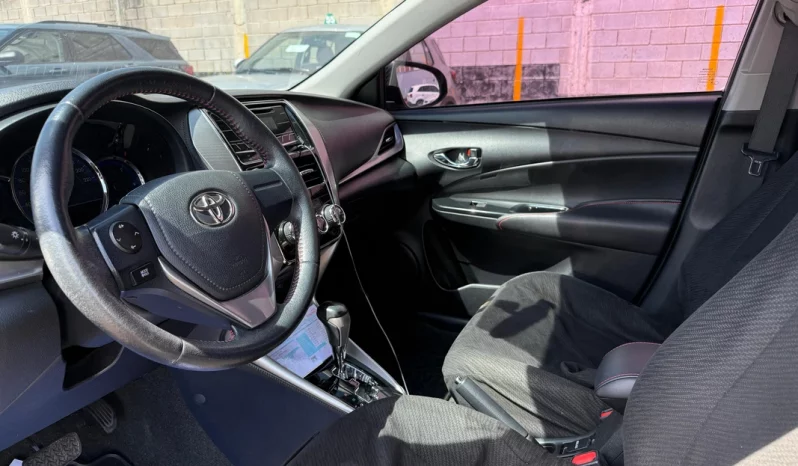 TOYOTA YARIS 2018 GASOLINA lleno