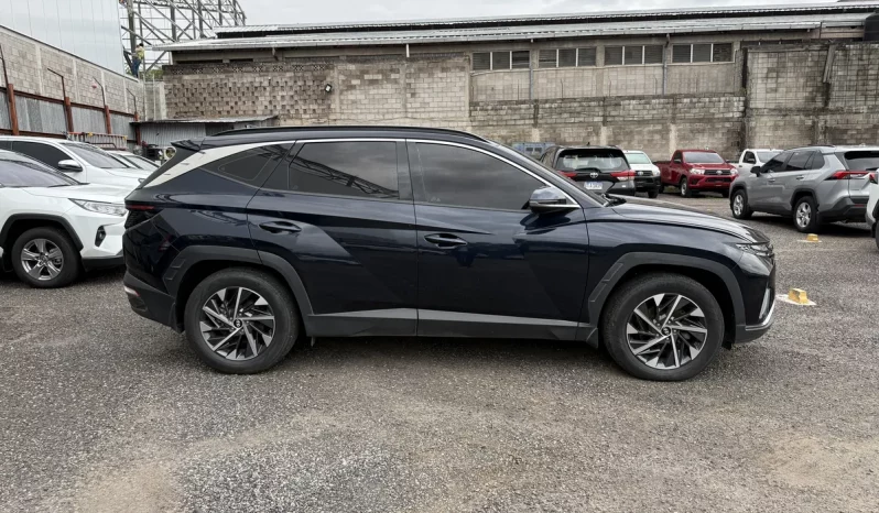 HYUNDAI TUCSON 2024 AZUL OSCURO lleno