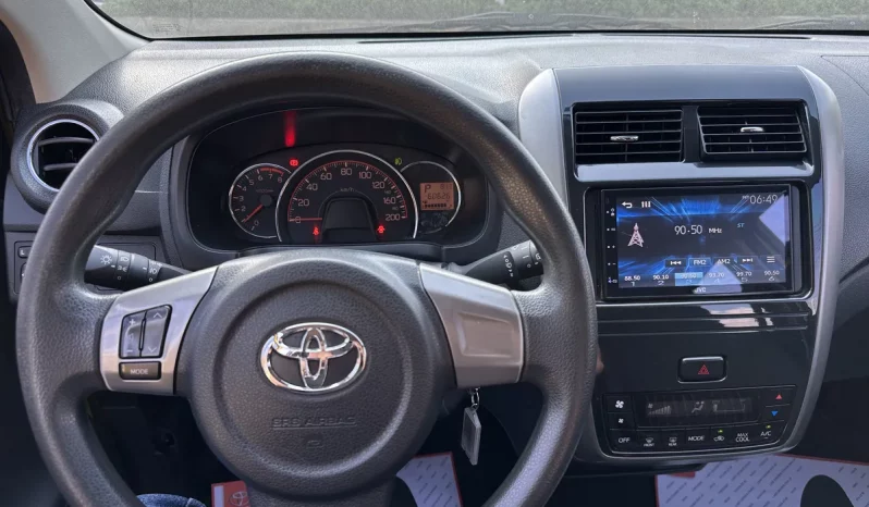 TOYOTA AGYA 2021 Amarillo lleno