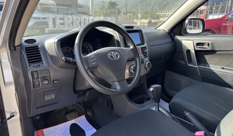 TOYOTA RUSH 2018 SILVER METALICO lleno