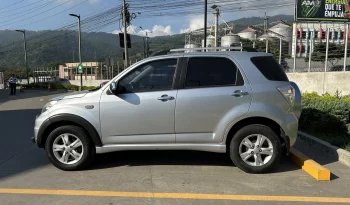 TOYOTA RUSH 2018 SILVER METALICO lleno