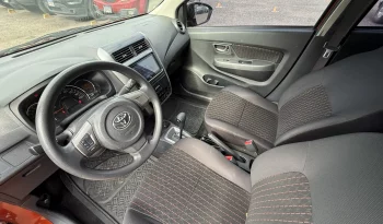 TOYOTA AGYA 2021 ANARANJADO METALICO lleno