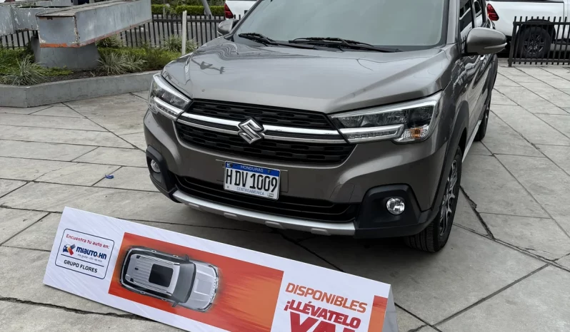 SUZUKI XL7 2023 GASOLINA GRIS lleno