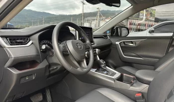 Toyota RAV4 2024 4×4 AUTOMATICO SILVER METALICO lleno