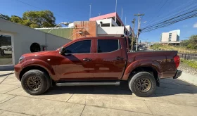 NISSAN NP300 FRONTIER 4X4 2025 CAFÉ
