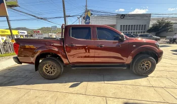 NISSAN NP300 FRONTIER 4X4 2025 CAFÉ lleno