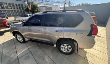 TOYOTA LAND CRUISER PRADO 2022 BRONZE METALICO lleno