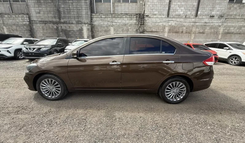 SUZUKI CIAZ 2023 GASOLINA CAFE lleno