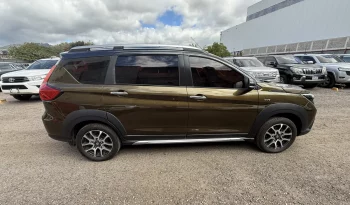 SUZUKI XL7 2023 GASOLINA CAFÉ Y NEGRO lleno