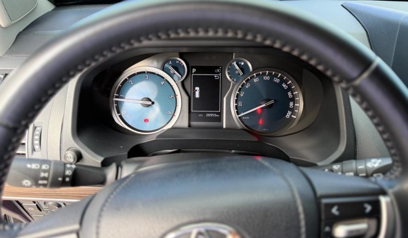 TOYOTA LAND CRUISER PRADO BLINDADA 2023 SILVER METALICO lleno