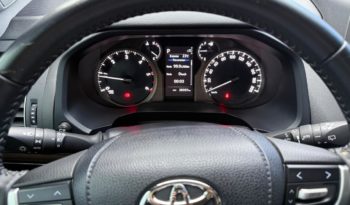 TOYOTA LAND CRUISER PRADO BLINDADA 2023 SILVER METALICO lleno