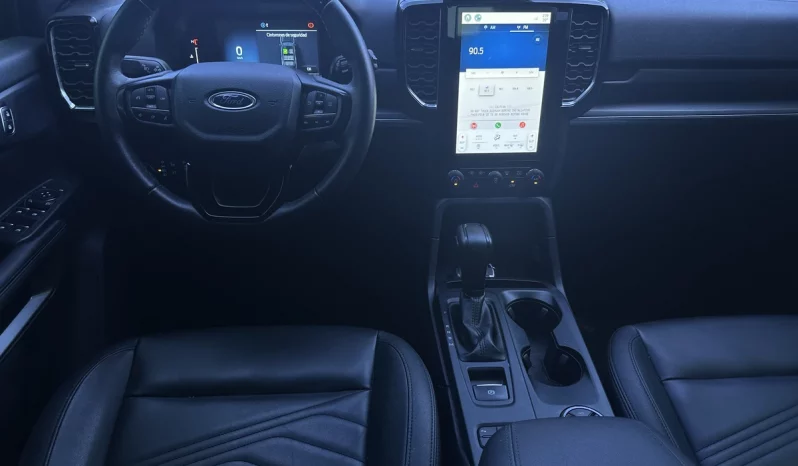 FORD EVEREST XTL 2023 4X4 BLANCO PERLA lleno