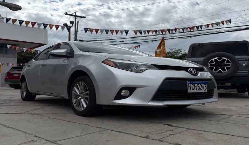 TOYOTA COROLLA 2015 GASOLINA SILVER METALICO lleno