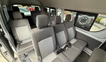 TOYOTA AUTOBUS HIACE 2022 DIESEL lleno