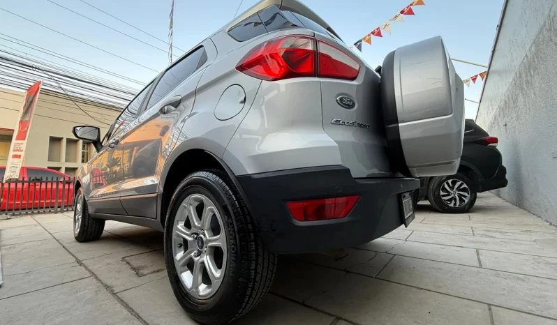 FORD SUV ECOSPORT SILVER METALICO 2022 lleno