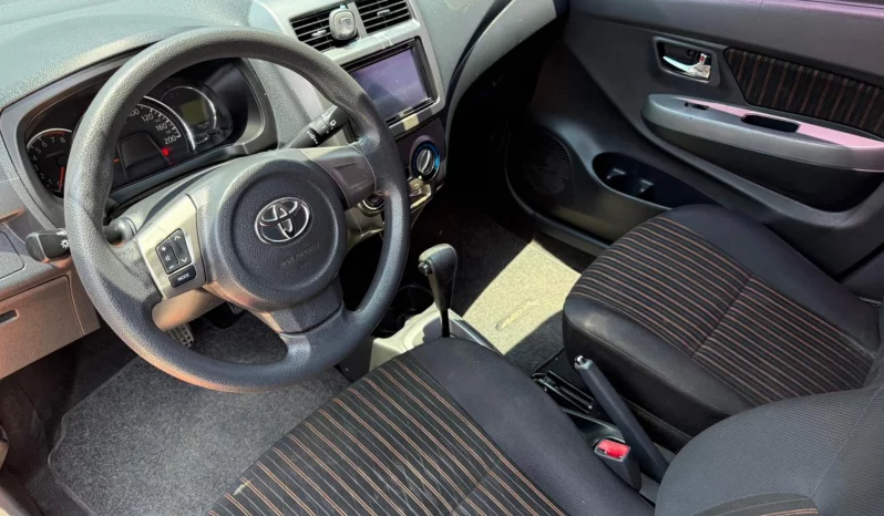TOYOTA AGYA 2019 ANARANJADO METALICO lleno