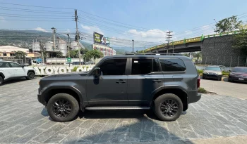 TOYOTA LAND CRUISER PRADO L/C 2025 GRIS OSCURO lleno