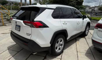 TOYOTA RAV4 2020 SUPER BLANCO lleno