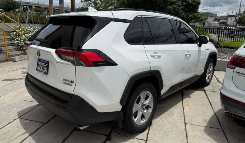 TOYOTA RAV4 2020 SUPER BLANCO lleno