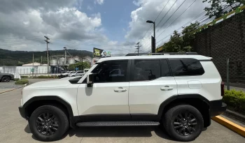 TOYOTA LAND CRUISER PRADO L/C 2025 BLANCO PERLA lleno