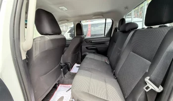TOYOTA HILUX 2026 SUPER BLANCO lleno