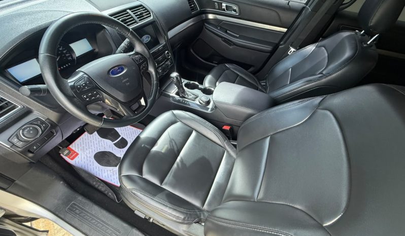 FORD EXPLORER 2019 SILVER METALICO lleno