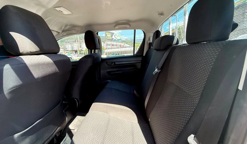 TOYOTA HILUX 2026 SUPER BLANCO lleno