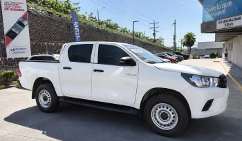 TOYOTA HILUX 2026 SUPER BLANCO lleno