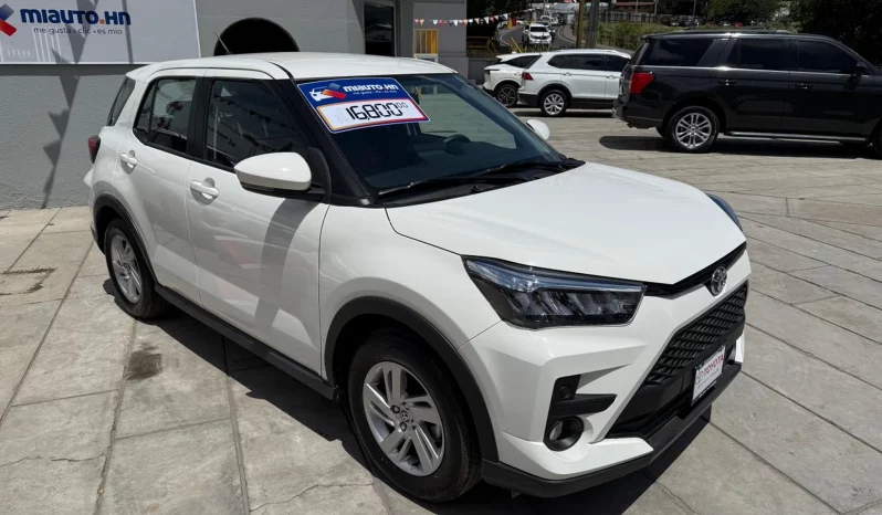 TOYOTA RAIZE 2026 BLANCO lleno