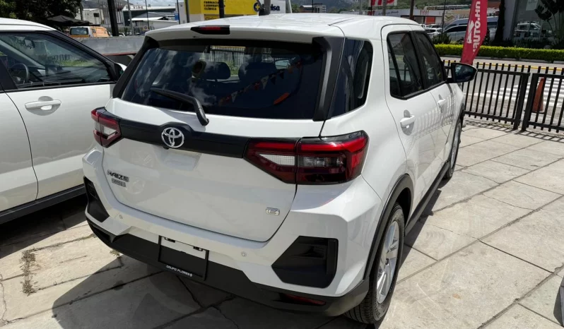 TOYOTA RAIZE 2026 BLANCO lleno