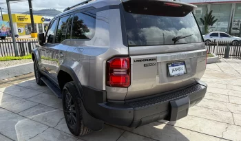 TOYOTA LAND CRUISER PRADO L/C 2025 GRIS METALICO lleno