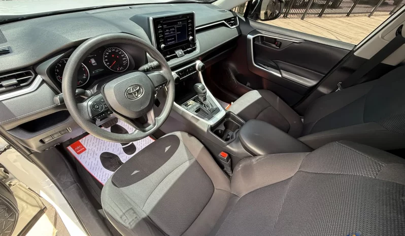 TOYOTA RAV4 2022 SUPER BLANCO lleno