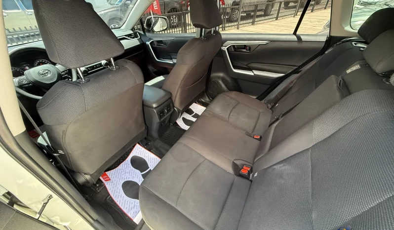 TOYOTA RAV4 2022 SUPER BLANCO lleno