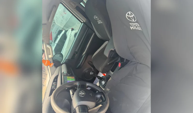TOYOTA HILUX PICKUP 2021 SÚPER BLANCO lleno