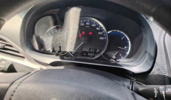 TOYOTA YARIS SEDÁN 2021 SILVER METÁLICO lleno
