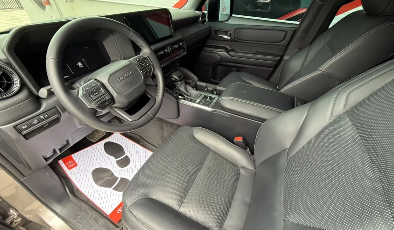 TOYOTA L/C PRADO SUV 2025 BRONCE METALICO lleno