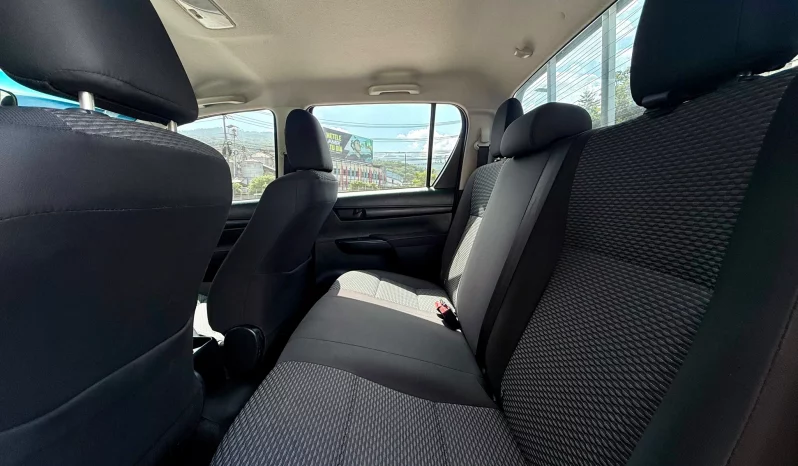 TOYOTA HILUX PICKUP 2026 SUPER BLANCO lleno
