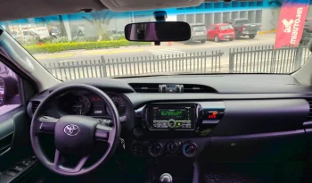 TOYOTA HILUX PICKUP 2021 GRIS METÁLICO lleno