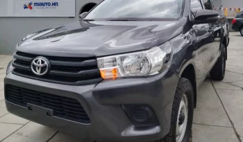 TOYOTA HILUX PICKUP 2021 GRIS METÁLICO lleno