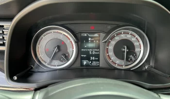 SUZUKI XL7 2024 GASOLINA NARANJA Y NEGRO lleno