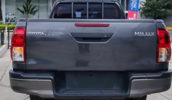 TOYOTA HILUX PICKUP 2021 GRIS METÁLICO lleno