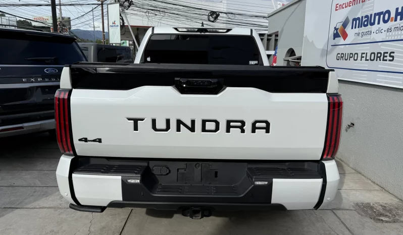 TOYOTA TUNDRA PICK UP 2024 BLANCO PERLA lleno